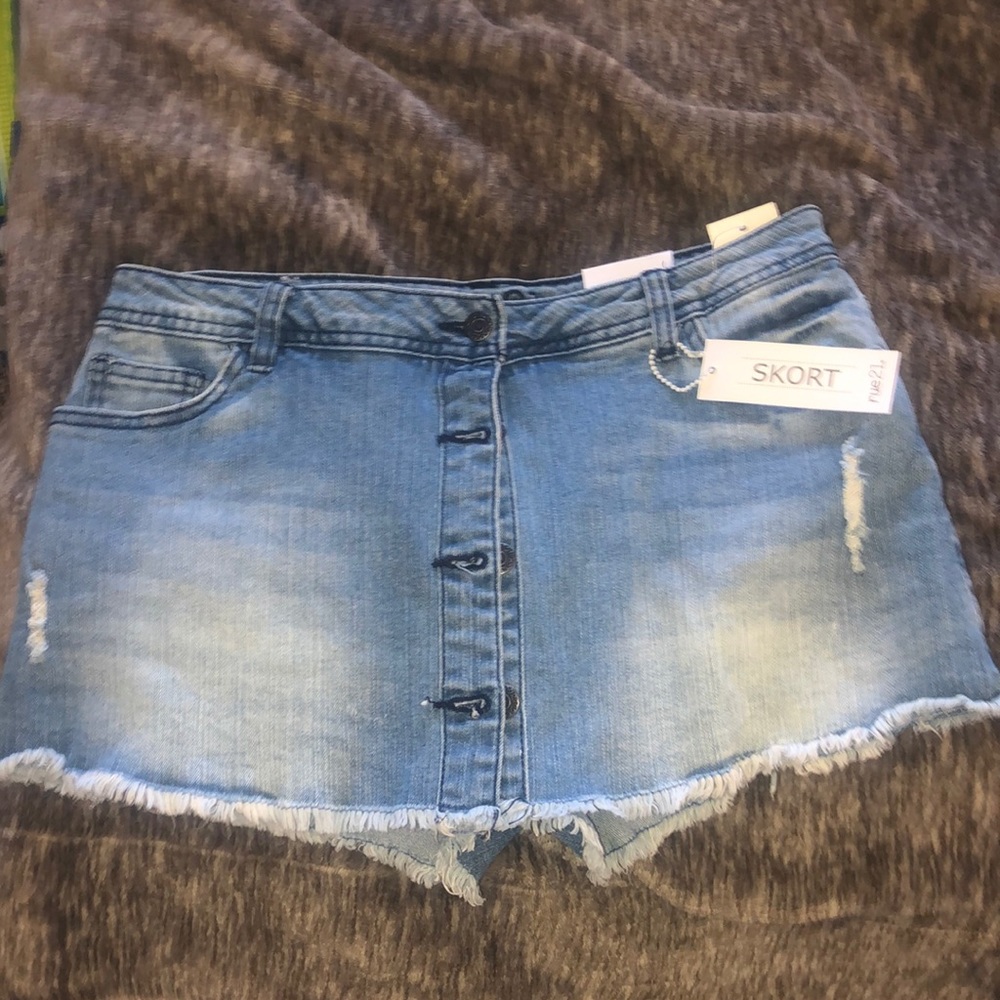 Skirt/shorts